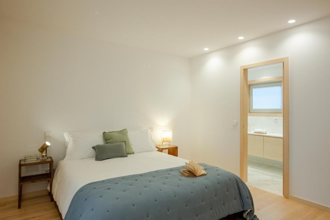 70'S Wood House Hotel Maia  Bagian luar foto