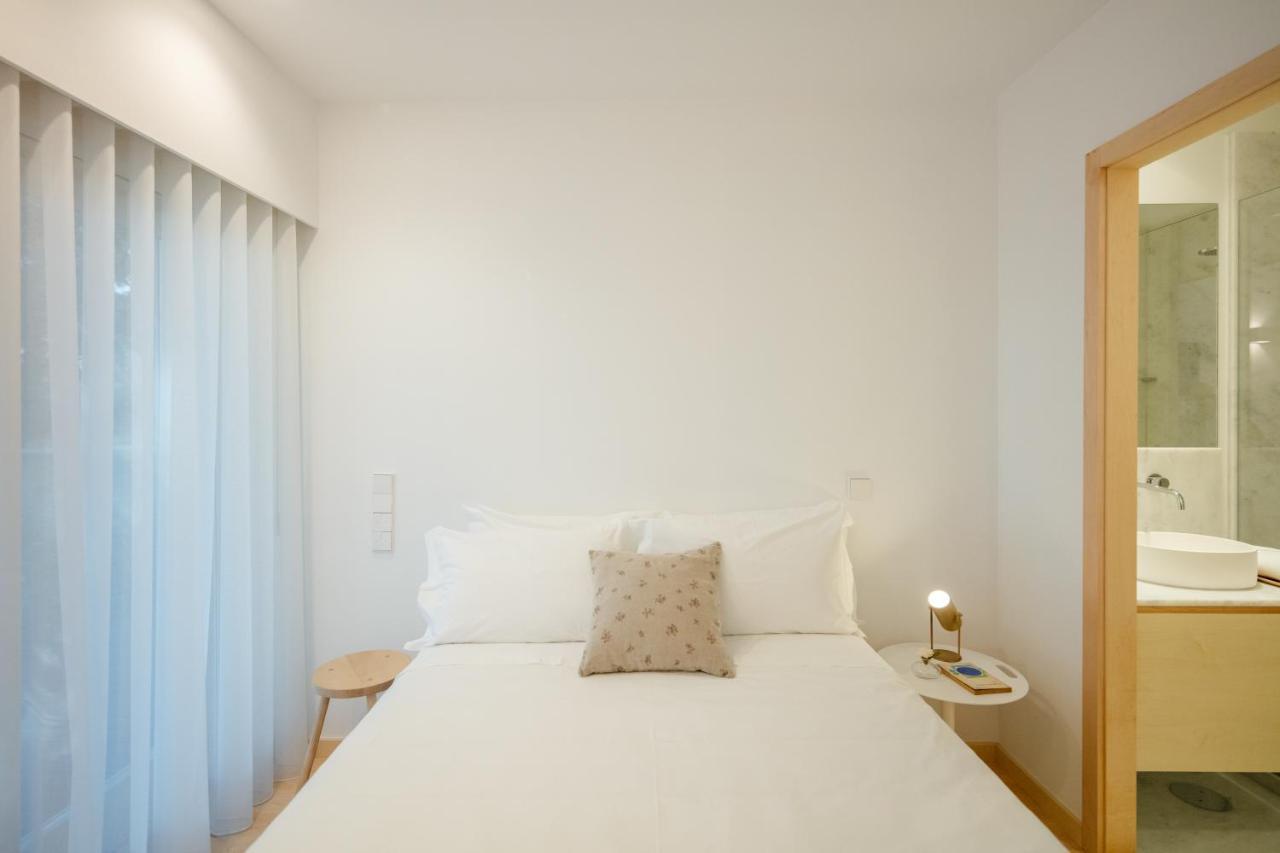 70'S Wood House Hotel Maia  Bagian luar foto